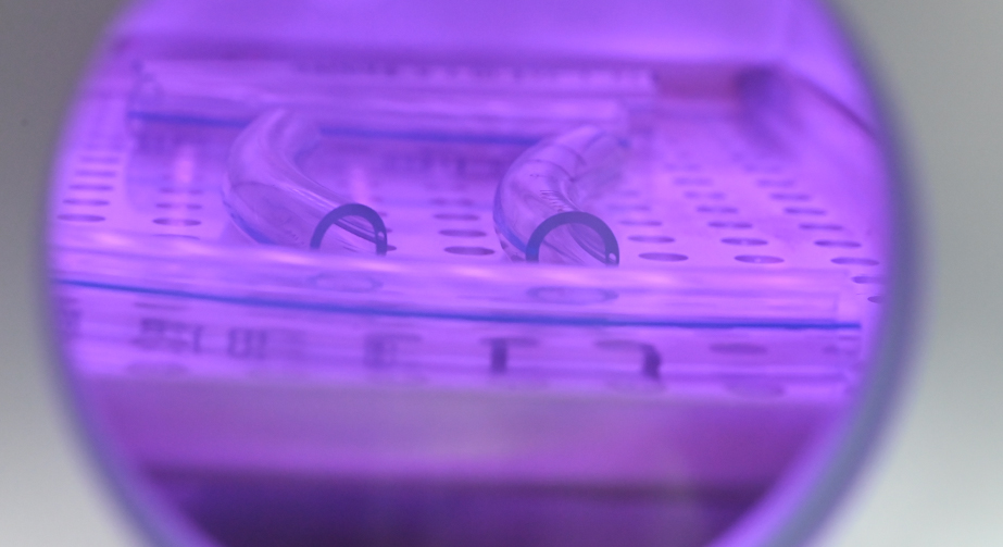 硅橡膠等離子清洗提高粘接性能